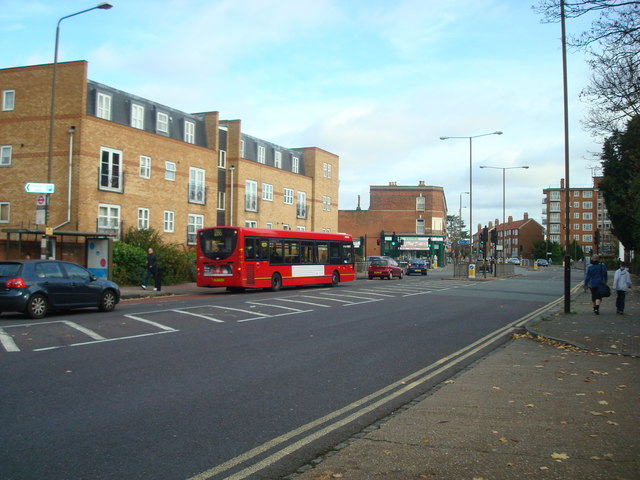 eltham-high-street-london-se9-stacey-harris-cc-by-sa-2-0-geograph