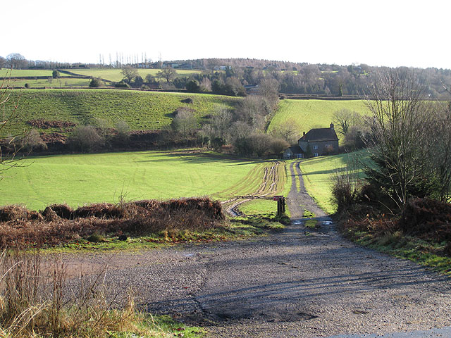 Public Footpath Towards Shapridge Farm Pauline E Cc By Sa