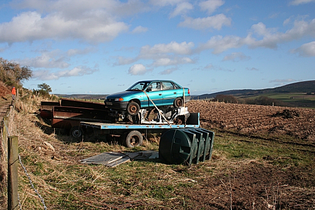 Abandoned Cars There seem to be several fields around Newmill with 