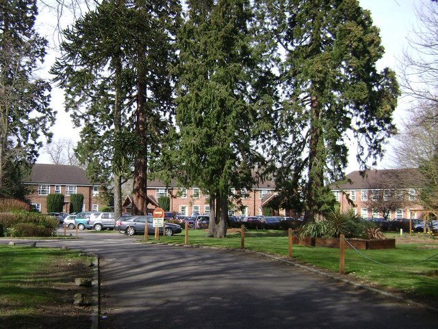 Myton Hamlet Hospice Robin Stott Cc By Sa Geograph Britain And