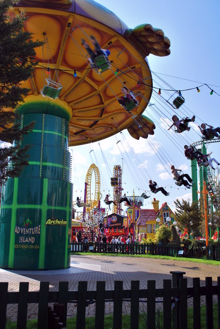 Archelon Swing Ride © William Cc-by-sa 2.0 :: Geograph Britain And Ireland