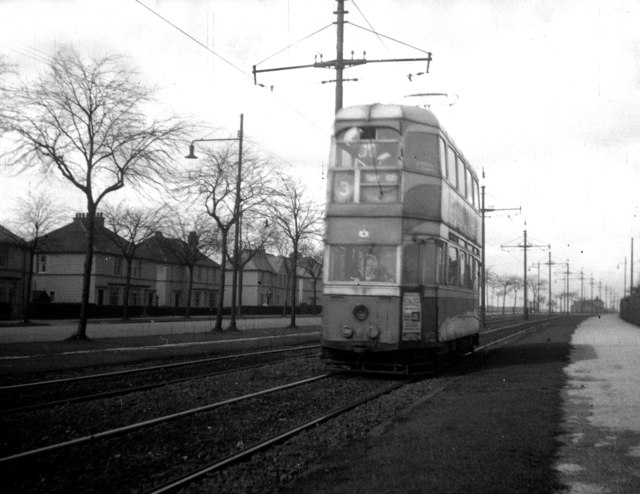 Coronation Tram On Mosspark Boulevard Dr Neil Clifton Geograph