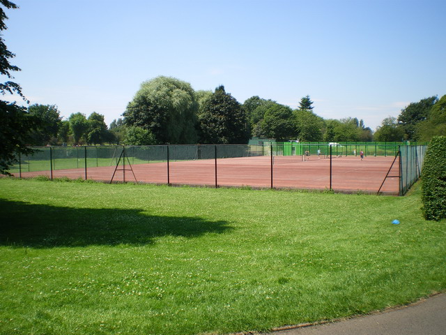 Tennis courts in East Park © Richard Law :: Geograph Britain and Ireland