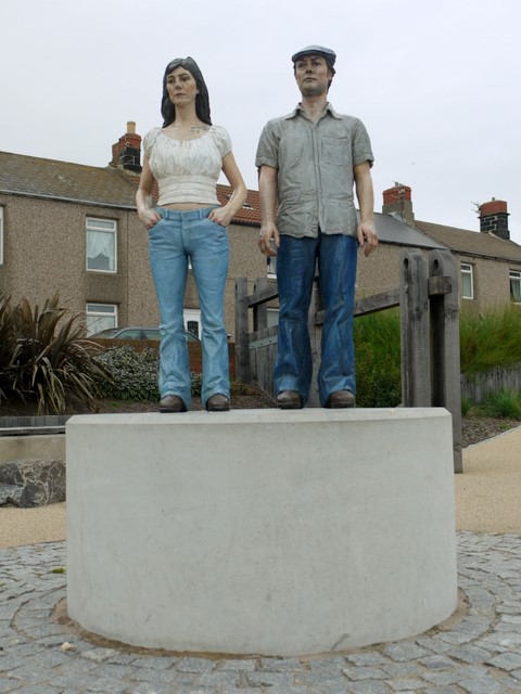 Couple Sculpture