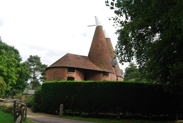 Forge Farm Oast House © N Chadwick Cc By Sa20 Geograph Britain And