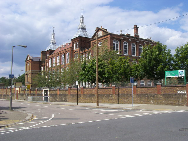 Smallwood Primary School frontage on Hazelhurst Road