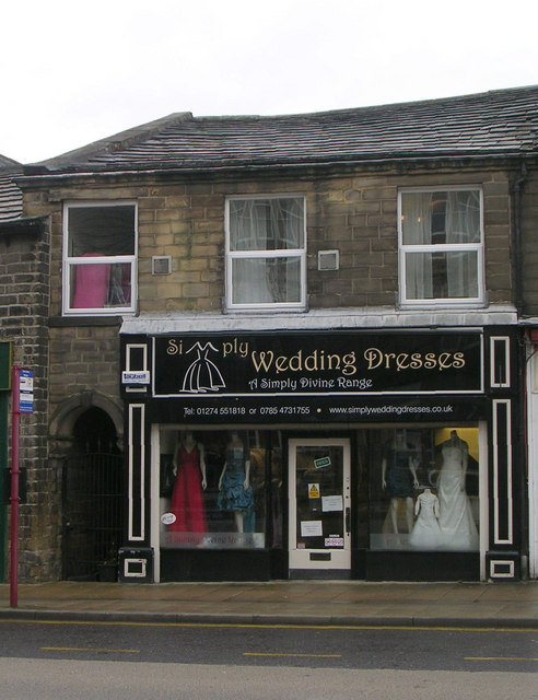 wedding dress stores in uk