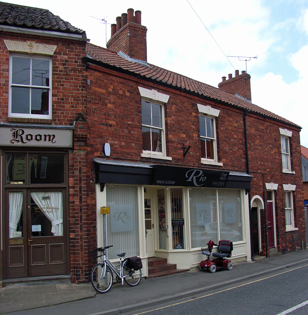 Rio High Street Barton Upon Humber David Wright Cc By Sa 2 0