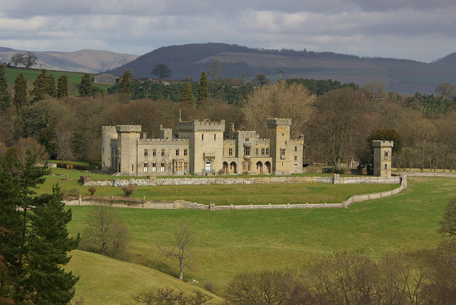 Downton Castle in a 'picturesque' landscape (designed to please the eye)