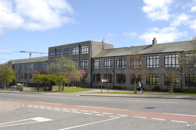 St Machar Academy © Bill Harrison Cc-by-sa/2.0 :: Geograph Britain And ...