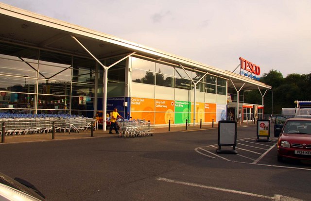 Tesco In Pontypool © Steve Daniels Geograph Britain And Ireland