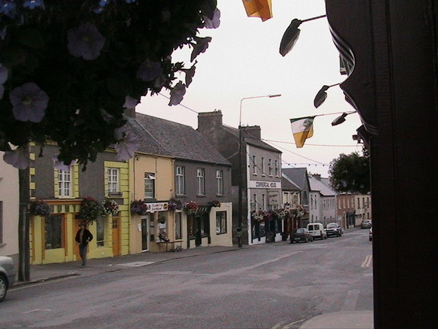 Banagher: Main Street © Christopher Hilton cc-by-sa/2.0 :: Geograph Ireland