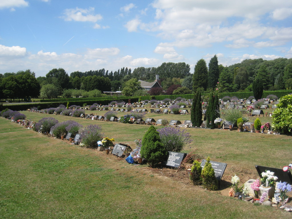 Woodlands Cemetery And Crematorium Jonathan Thacker Cc By Sa 2 0