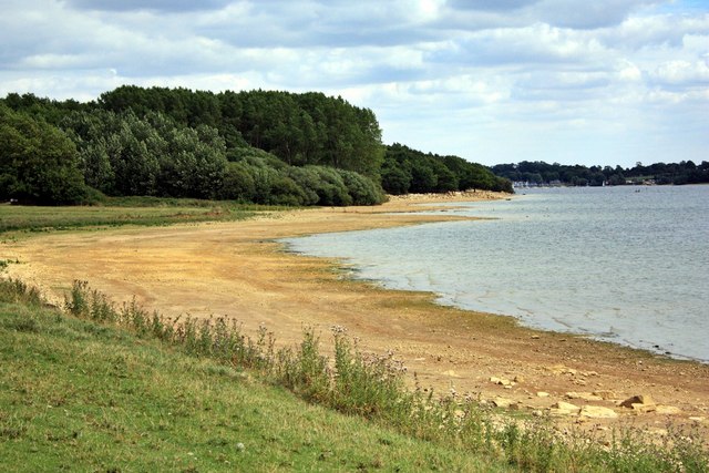 Exposed Beach Rutland Water © Paul Buckingham Cc By Sa20 Geograph 8693