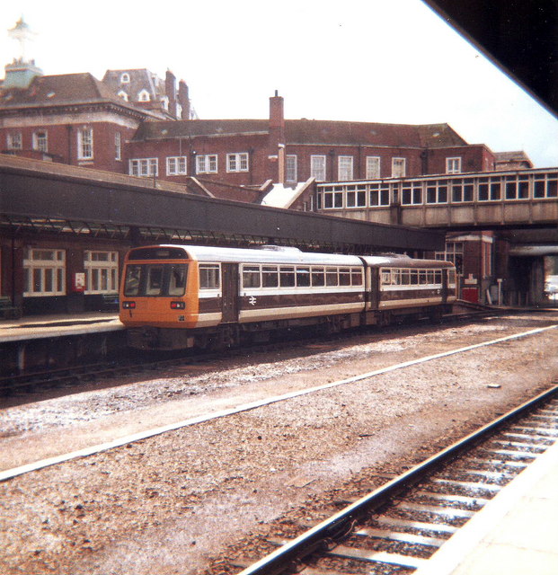 exeter-central-railway-station-nick-macneill-geograph-britain-and