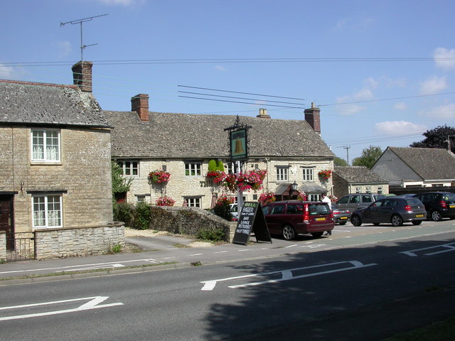 Long Hanborough The Bell Mike Faherty Geograph Britain And Ireland