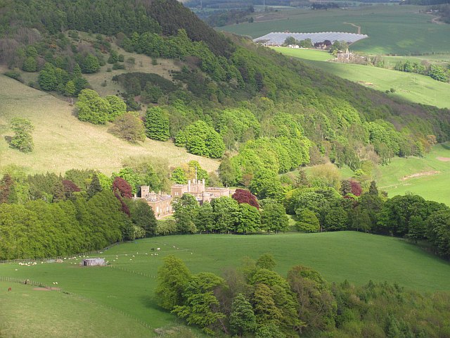 kinfauns castle