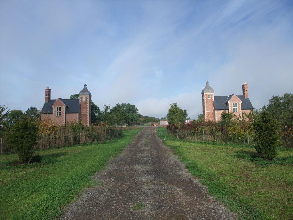 Lodge Style Buildings Near West Hill Tim Heaton Cc By Sa