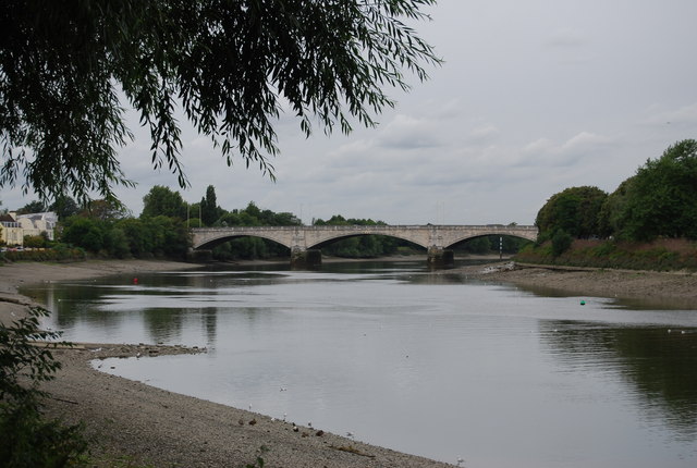 Chiswick Bridge