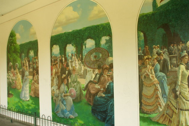 Mural in Holland Park