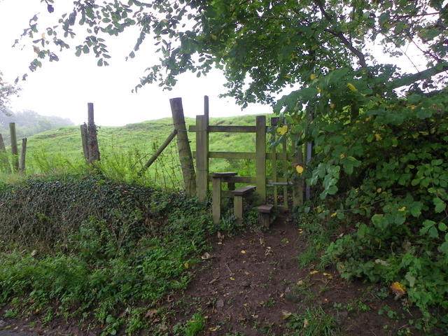 Stile Near Wombleton Maigheach Gheal Cc By Sa 2 0 Geograph Britain