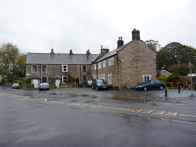 The Square Whalley Alexander P Kapp Cc By Sa Geograph Britain