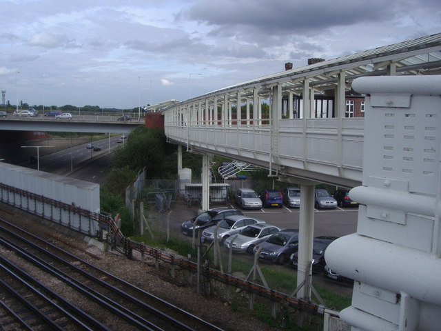 hillingdon station