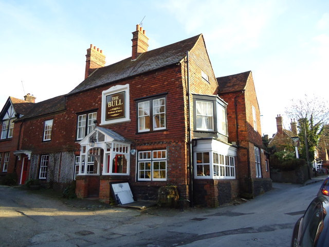 The Bull Public House Limpsfield © Stacey Harris Cc By Sa20 Geograph Britain And Ireland