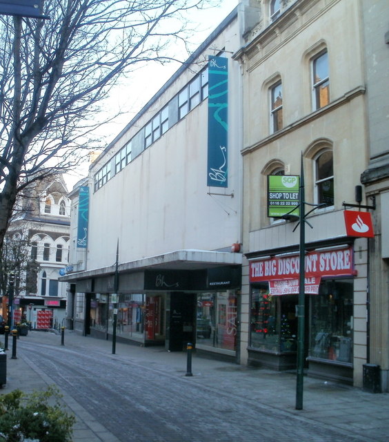 wedding dress shop in newport