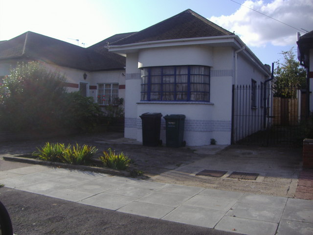 Art Deco Bungalow