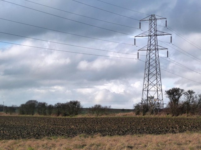 Power Line Crossing Fields © Christine Johnstone Cc By Sa20 Geograph Britain And Ireland 4419