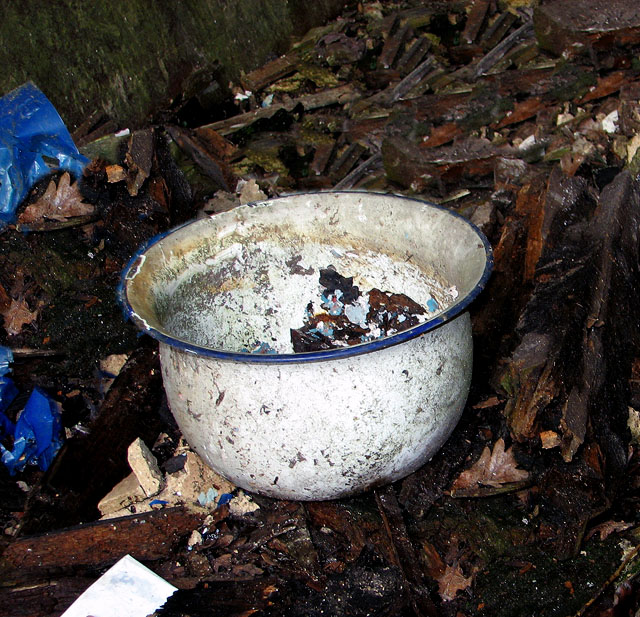 Bessingham Manor The Chamber Pot © Evelyn Simak Cc By Sa20 Geograph Britain And Ireland