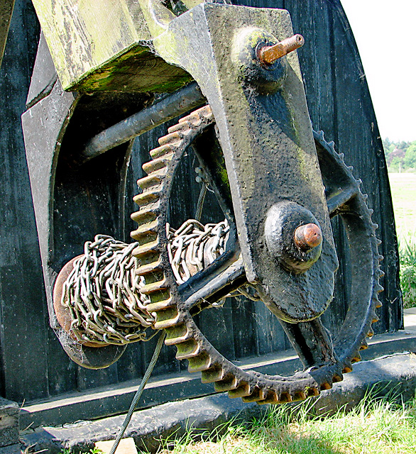 Herringfleet Smock Drainage Mill Evelyn Simak Cc By Sa 2 0