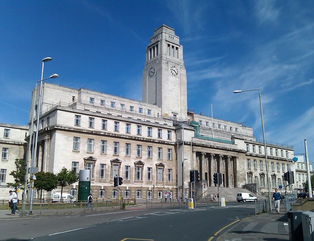 Parkinson Building, University of Leeds © David Martin ...
