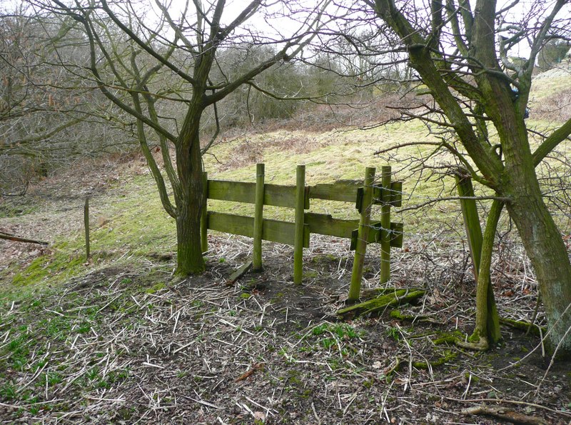 Stile On Brighouse Footpath 034 Humphrey Bolton Cc By Sa 2 0