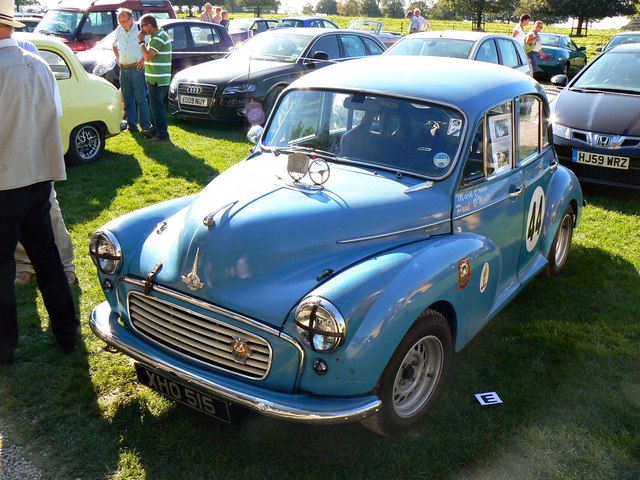 Morris Minor'Spirit of the 60s' 02 October 2011 Dyrham Park