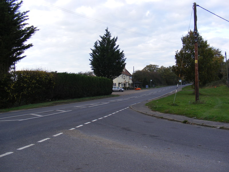 B1332 Bungay Road The Dove Public Geographer Cc By Sa 2 0