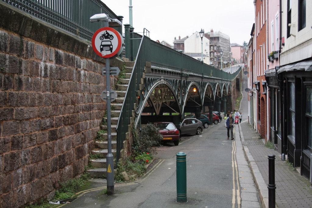 Lower North Street Steps To Iron Bridge Roger Templeman Cc By Sa