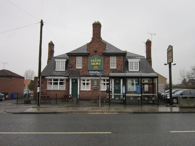 The Leeds Arms On York Road, Tadcaster © Ian S Cc-by-sa 2.0 :: Geograph 