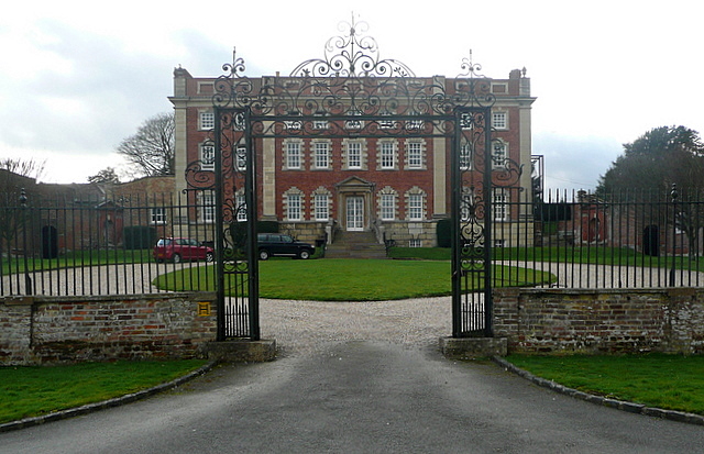 chilton-house-graham-horn-cc-by-sa-2-0-geograph-britain-and-ireland