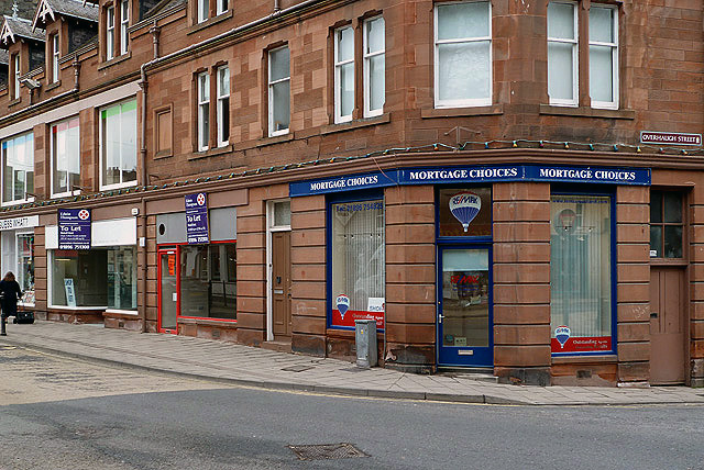 empty-shops-in-high-street-galashiels-walter-baxter-geograph