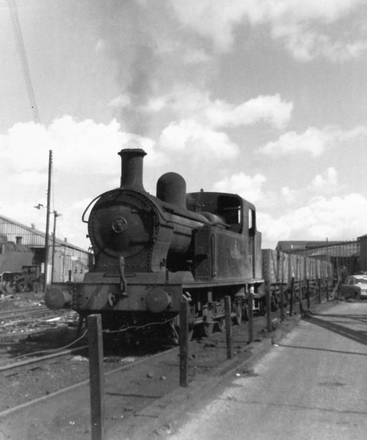 steam-locomotive-york-road-the-carlisle-kid-geograph-ireland