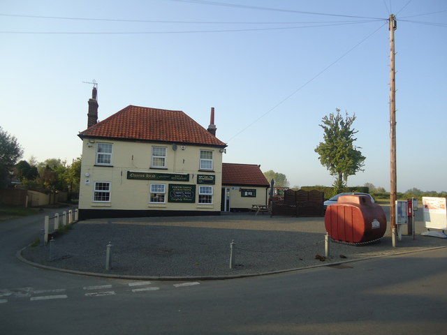 The Queens Head Public House, Burgh © Stacey Harris :: Geograph 