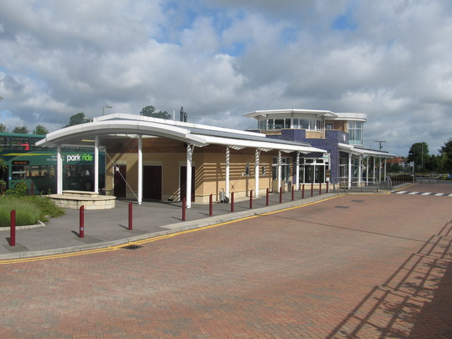 thornhill-oxford-park-and-ride-bus-richard-rogerson-cc-by-sa-2-0