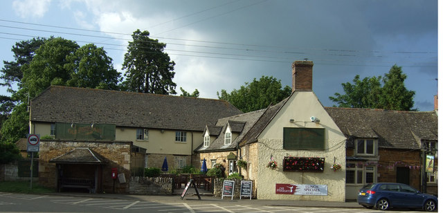 The Old Pheasant Glaston © Jthomas Cc By Sa20 Geograph Britain