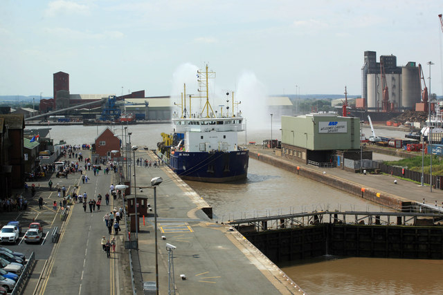 Immingham Docks Roger Geach Cc By Sa 2 0 Geograph Britain And Ireland