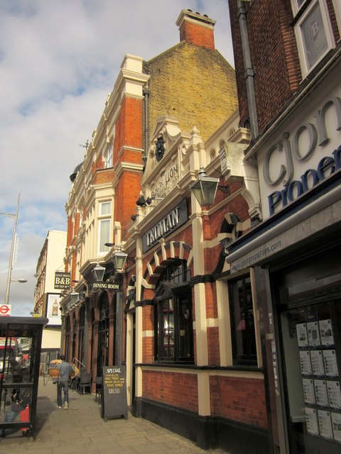 Black Lion Kilburn