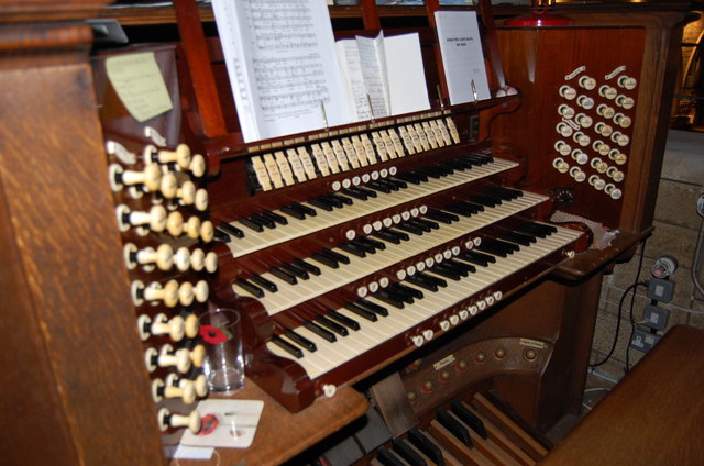 Organ Console, Christ Church, St... © Julian P Guffogg :: Geograph