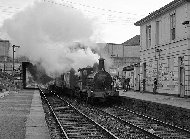 steam-train-at-raheny-the-carlisle-kid-cc-by-sa-2-0-geograph-ireland