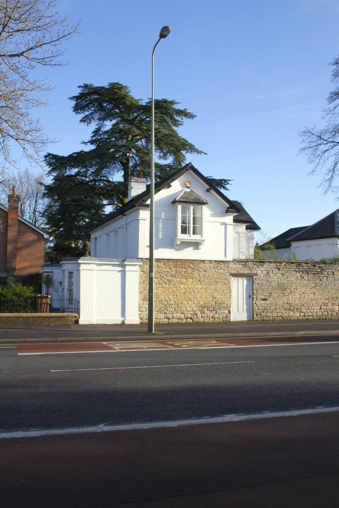 The North Lodge Banbury Road Roger Templeman Geograph Britain And